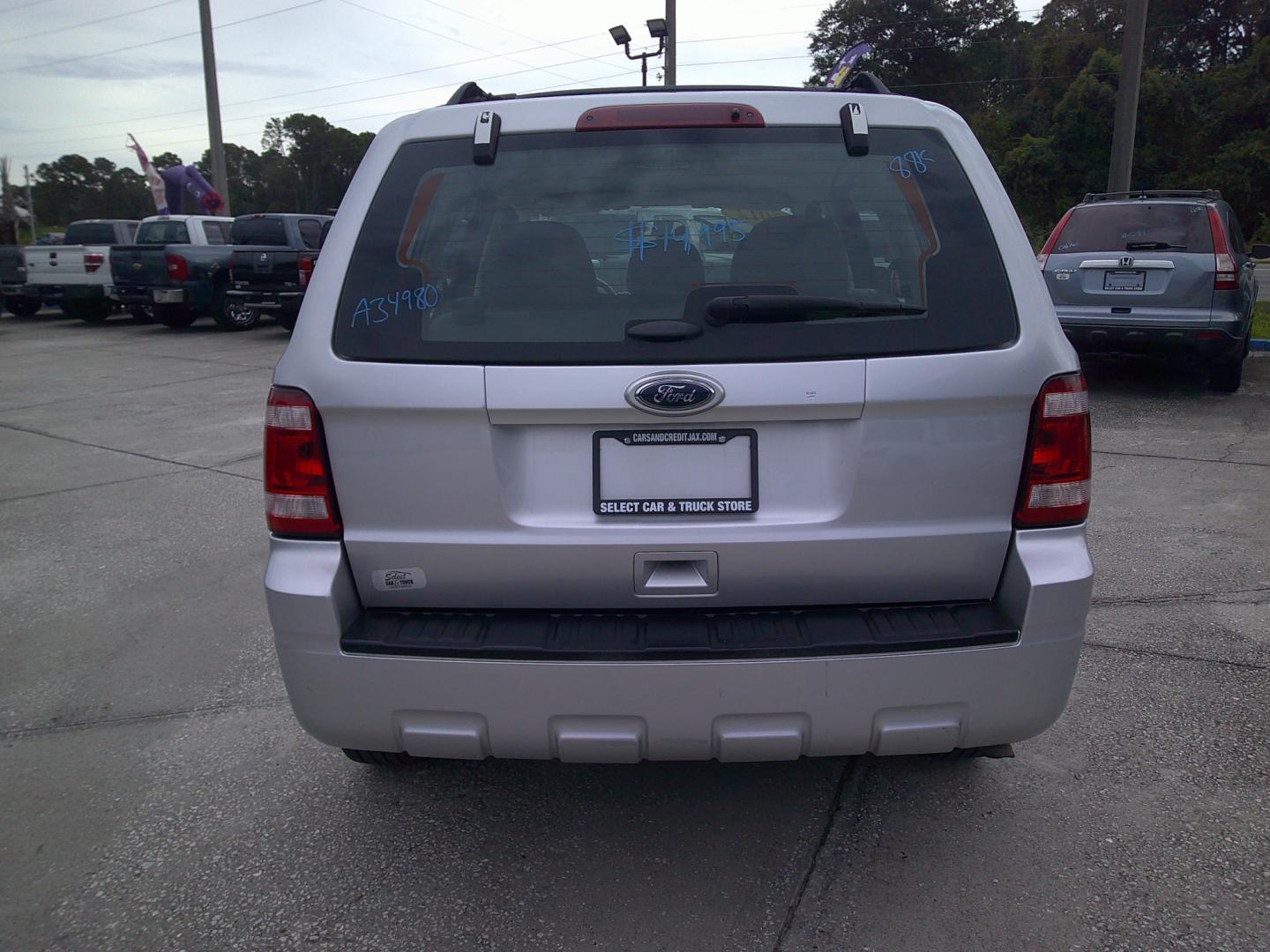 2012 SILVER FORD ESCAPE XLS (1FMCU0C7XCK) , located at 390 Hansen Avenue, Orange Park, FL, 32065, (904) 276-7933, 30.130497, -81.787529 - Photo#3